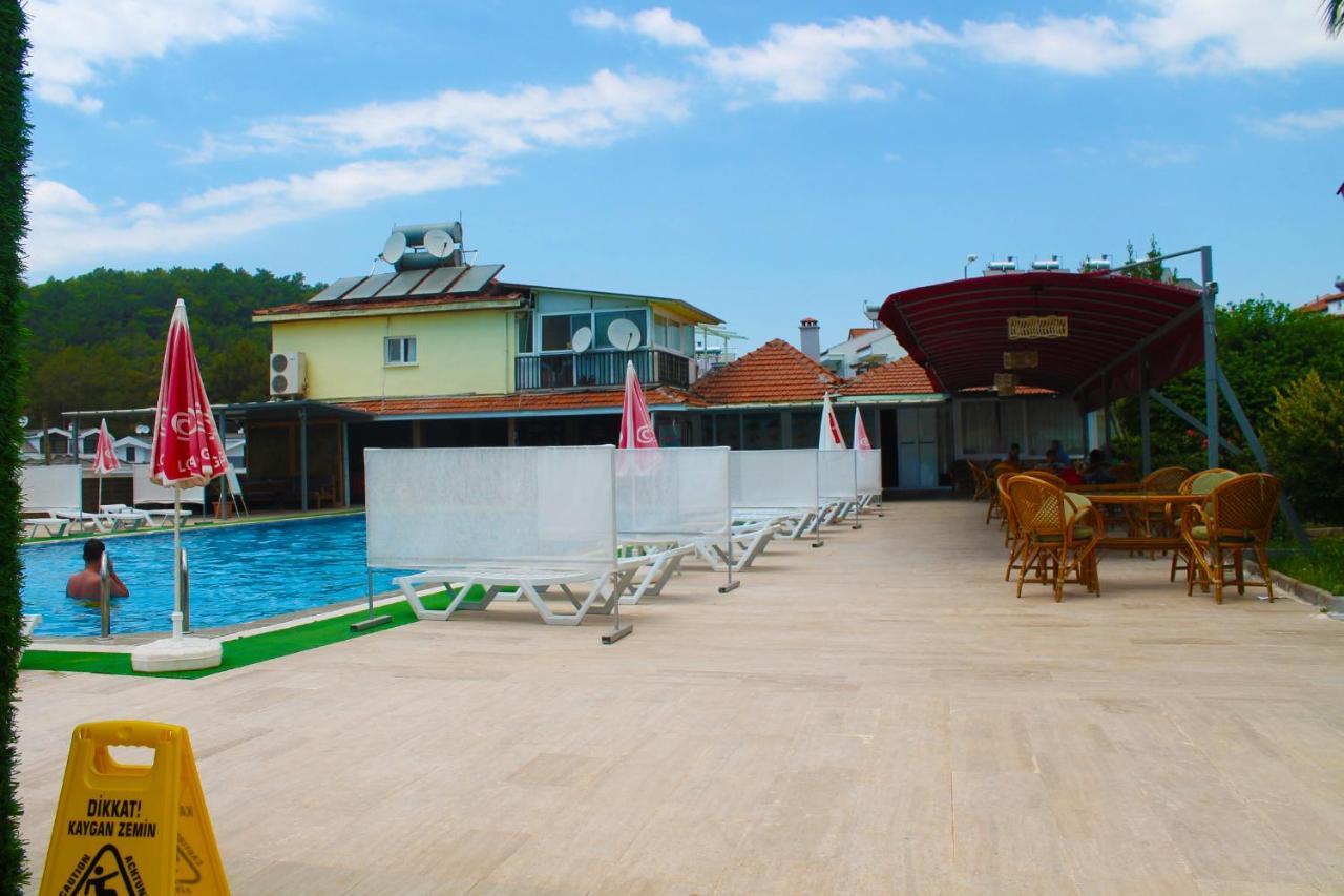 Carmina Hotel Ovacık Exteriér fotografie