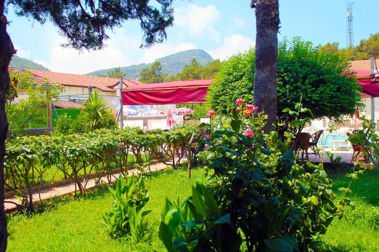 Carmina Hotel Ovacık Exteriér fotografie