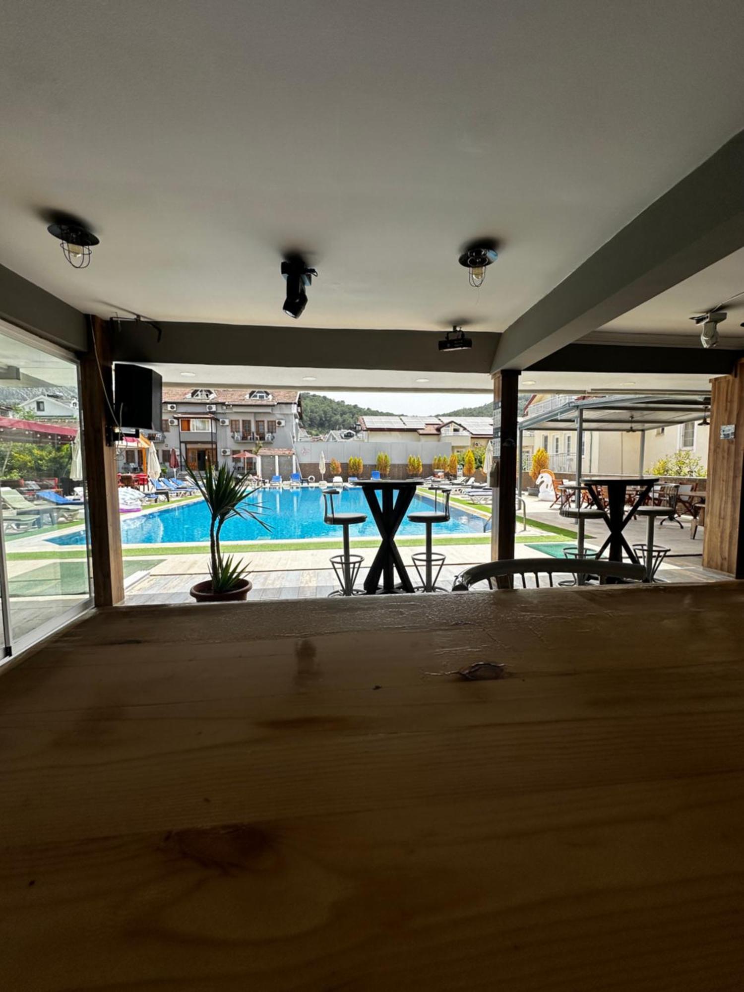 Carmina Hotel Ovacık Exteriér fotografie