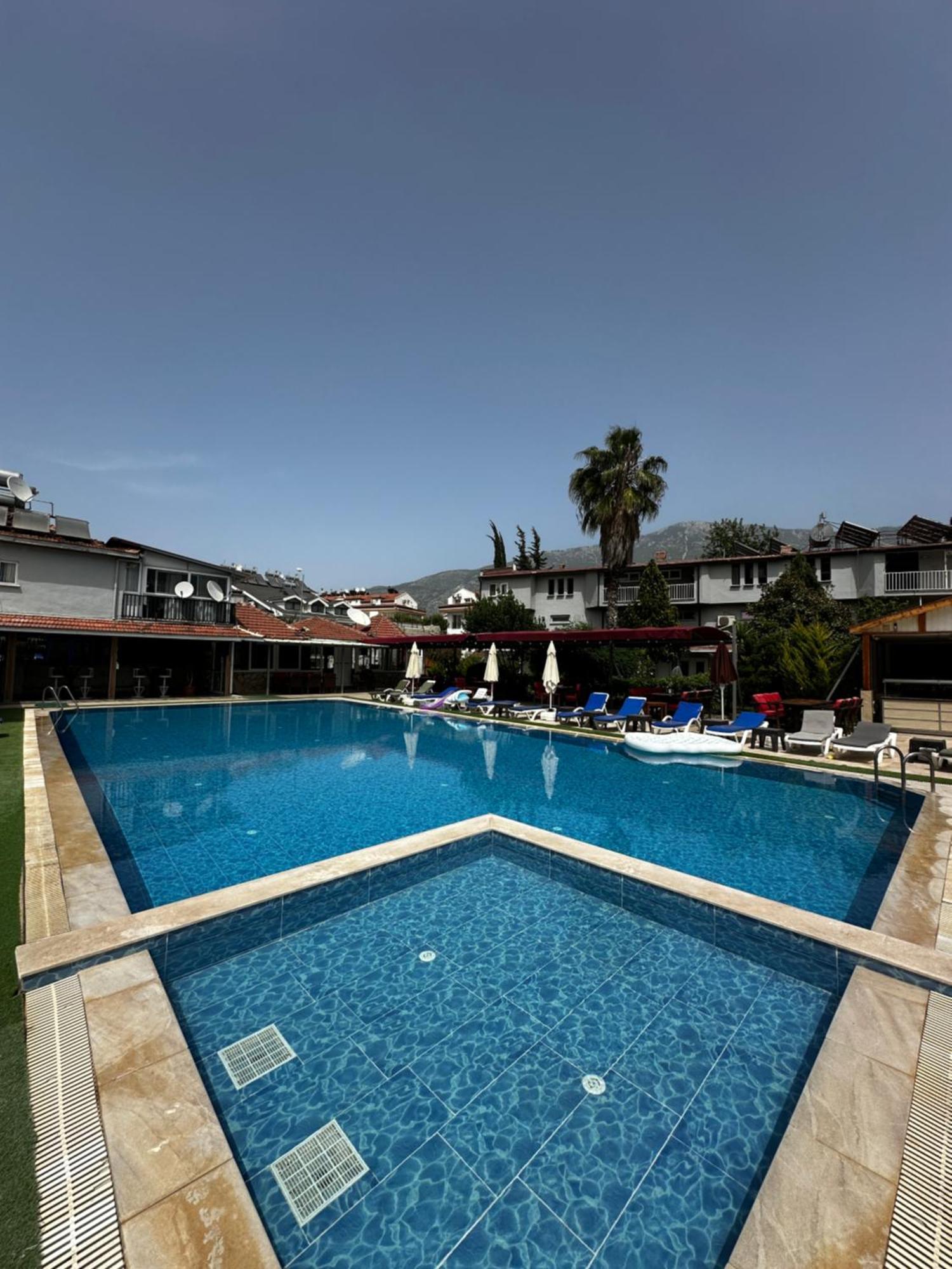 Carmina Hotel Ovacık Exteriér fotografie