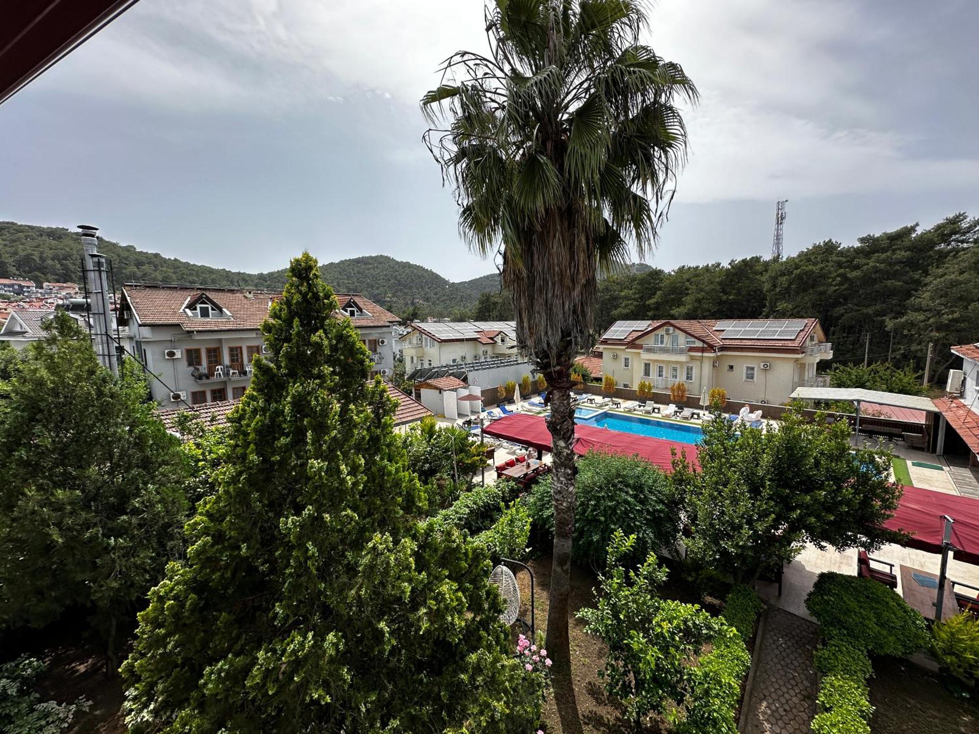 Carmina Hotel Ovacık Exteriér fotografie